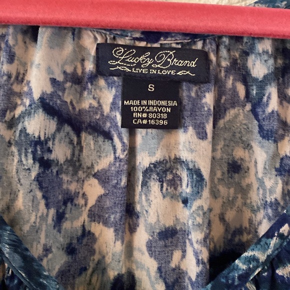 Lucky Brand 3/4 sleeve button front shirt - Picture 2 of 5